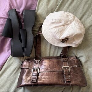 Lizzie McGuire Y2K paperboy hat 2000s